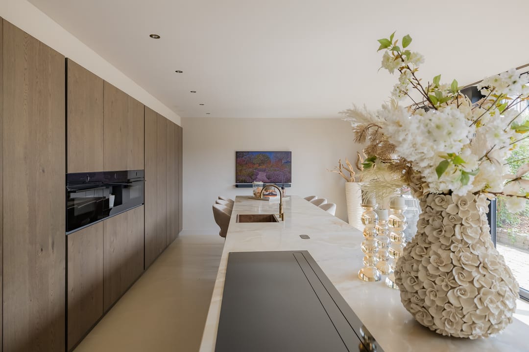 Spacious Semi-Detached Family Home Near Dunes with Luxury Extension — 7