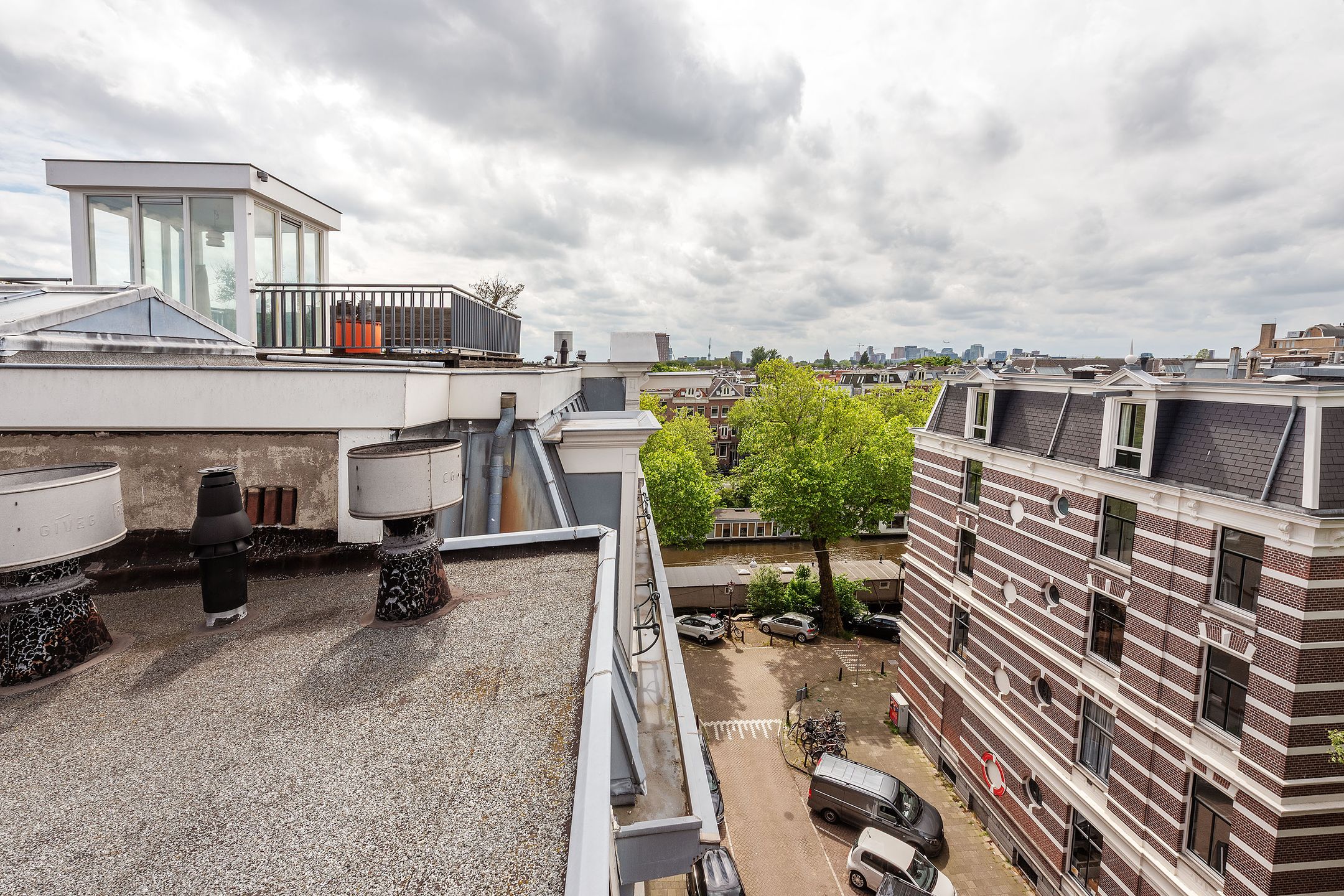 Photo 30 of Nicolaas Witsenstraat 19-C