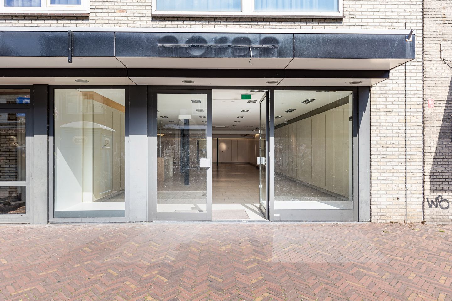 View photo 4 of Langstraat 40