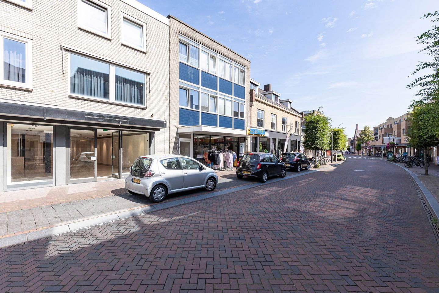 View photo 1 of Langstraat 40