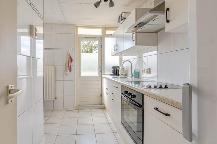 Foto 4 van Dirkslandstraat 74-C