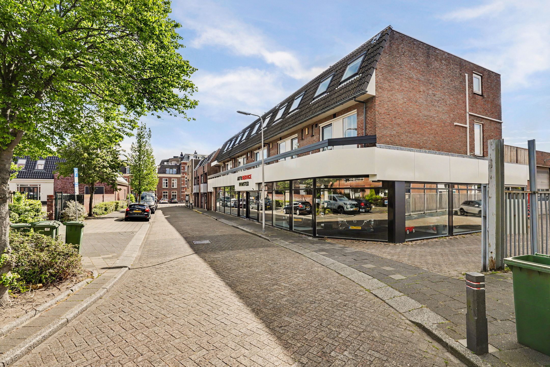 Photo 42 of Herckenrathstraat 46