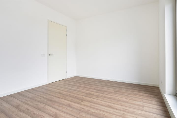 Foto 5 van Bottelarijstraat 323