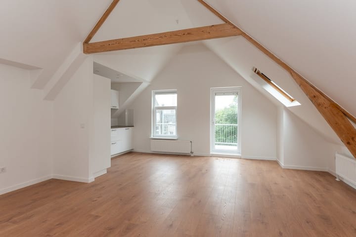 Foto 3 van Westzeedijk 78-E