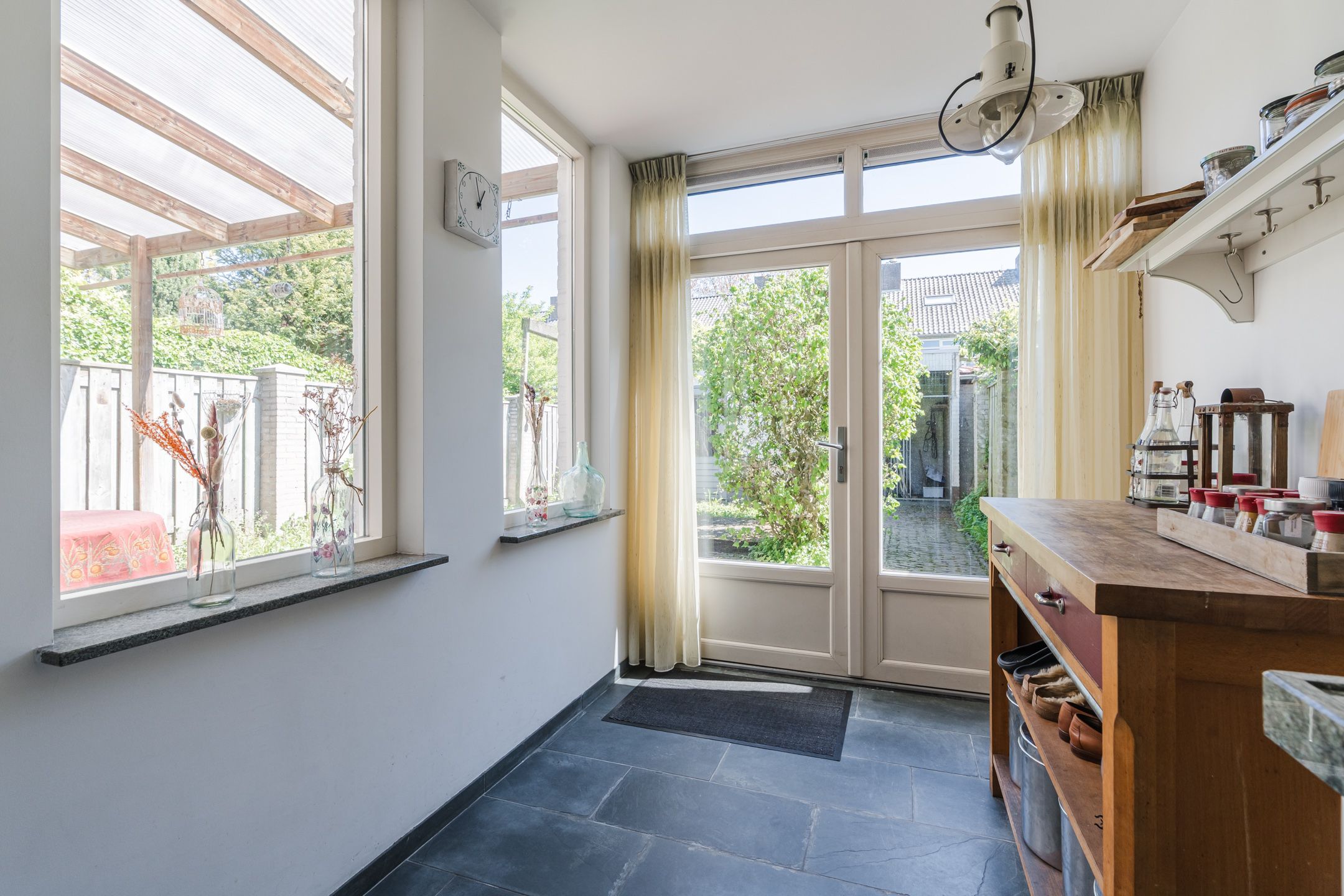Photo 18 of Poorterstraat 15
