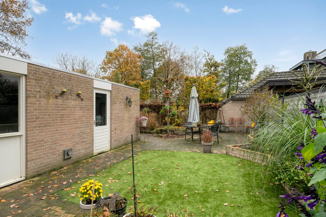 Photo 32 of Ravelstraat 25