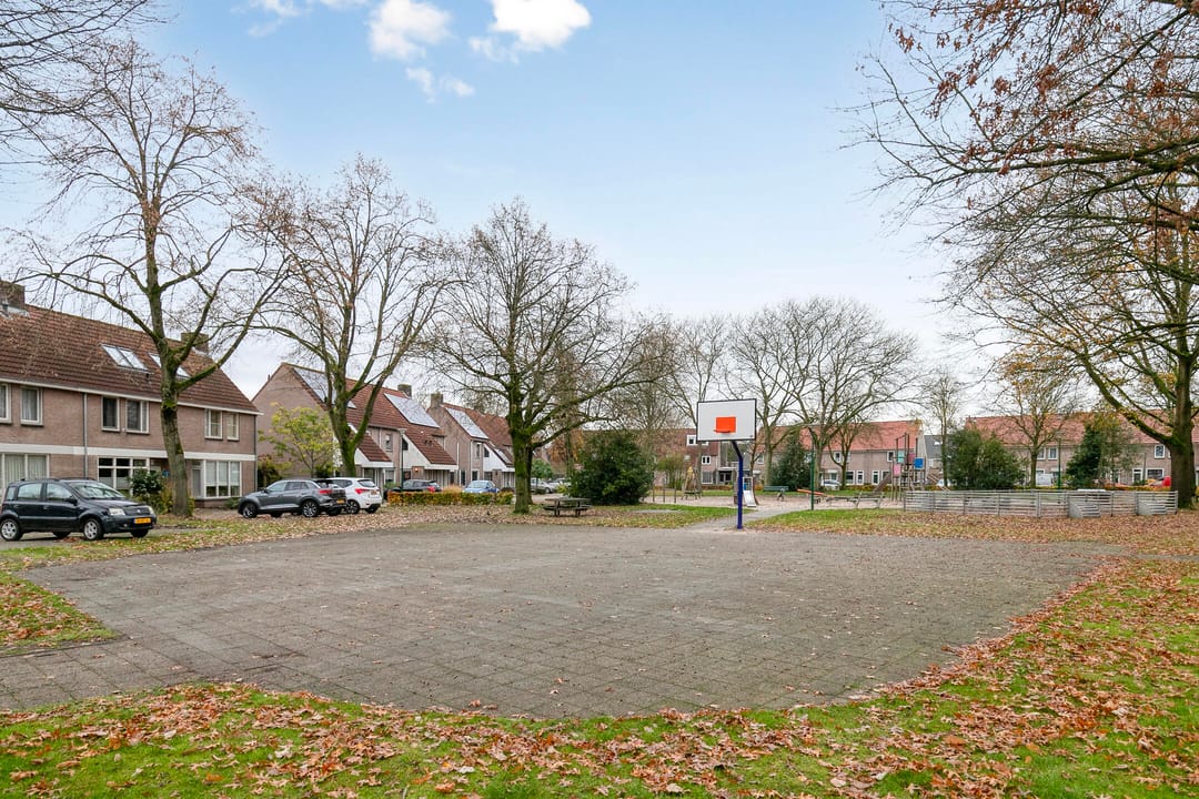 Photo 41 of Ravelstraat 25