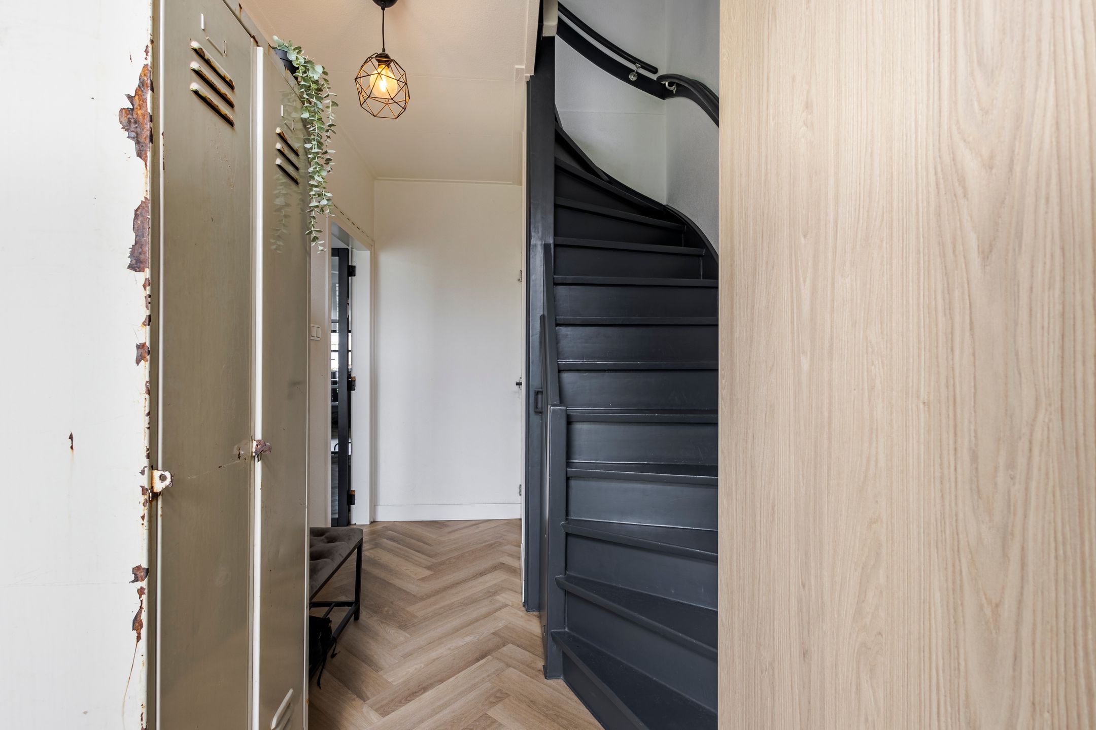 Photo 18 of van Brederodestraat 38