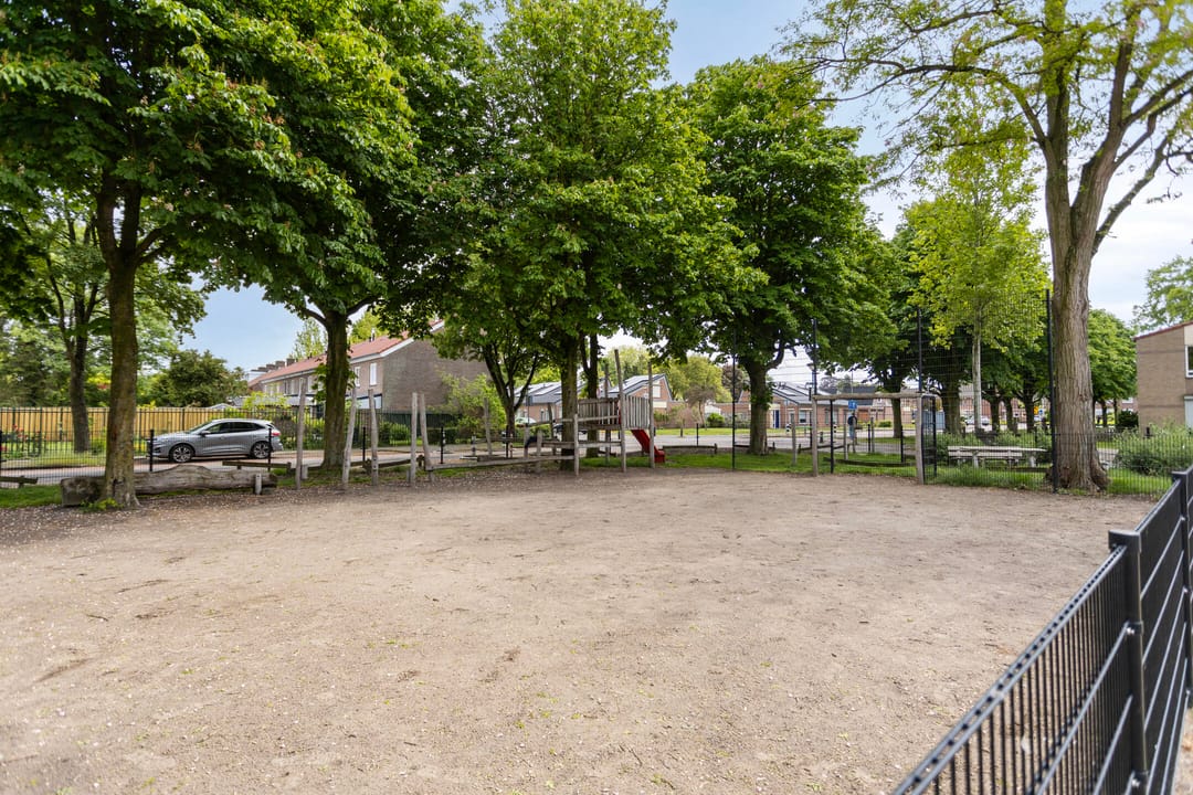 Photo 37 of Pastoor Jacobsstraat 48