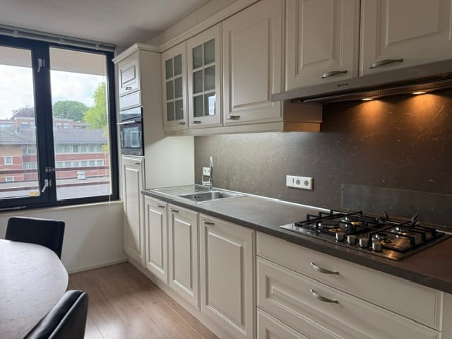 Photo 15 of Stationsstraat 14-B