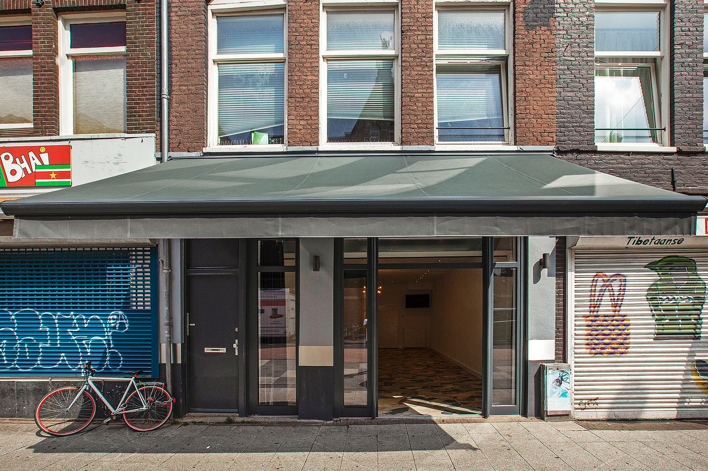 View photo 2 of Albert Cuypstraat 195-H