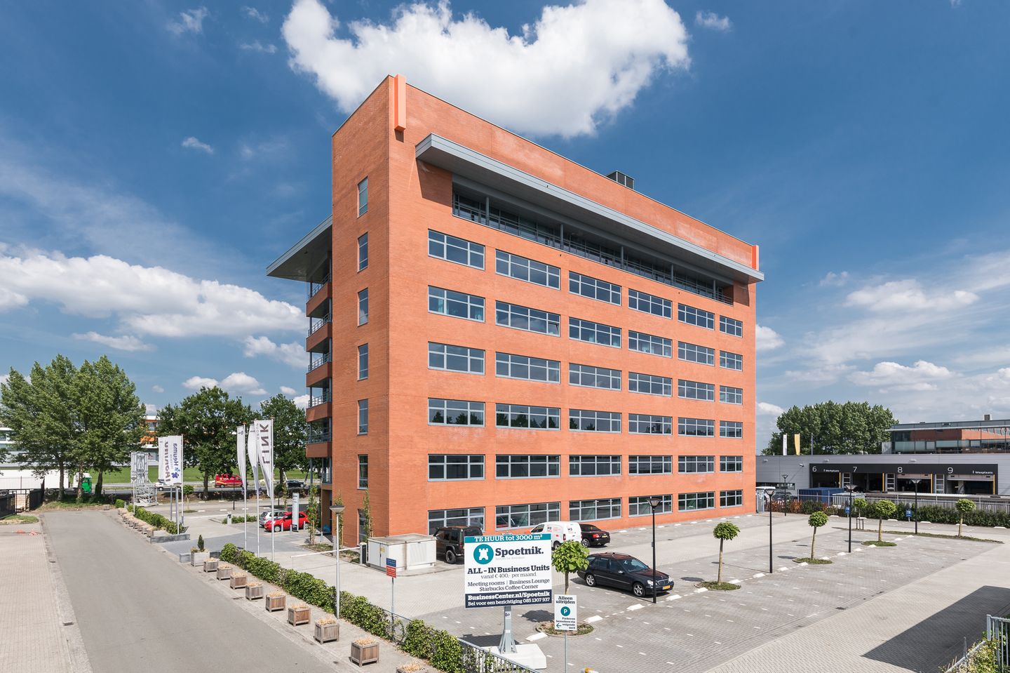 View photo 4 of Spoetnik 30
