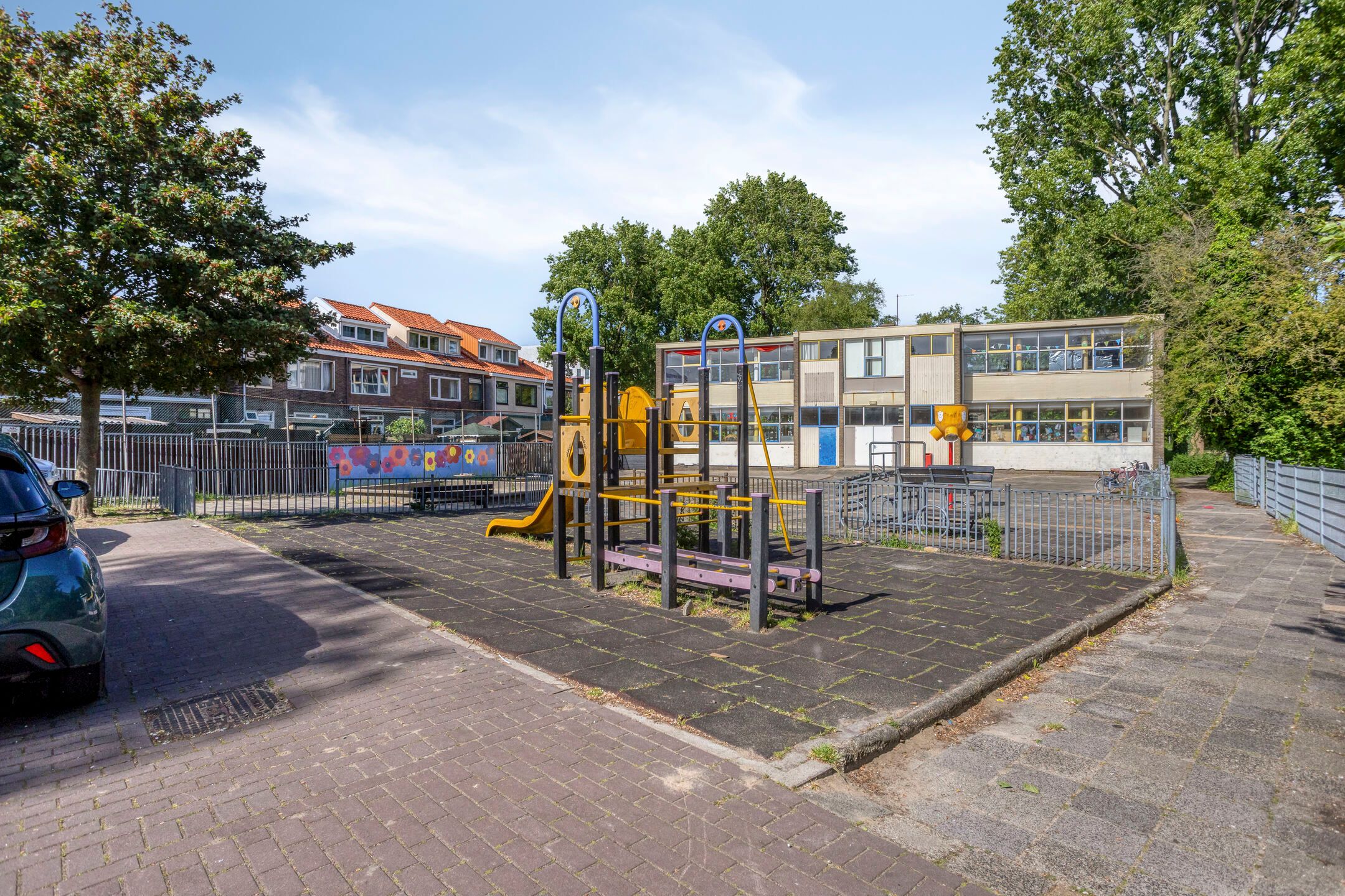 Photo 42 of Veeringstraat 68