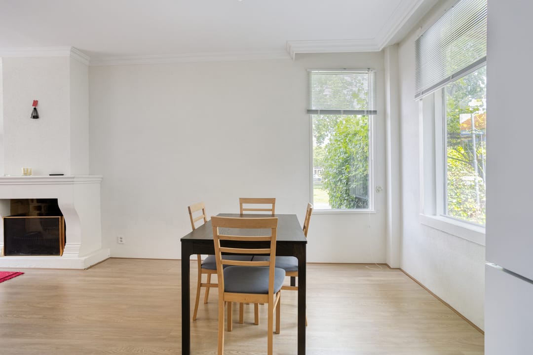 Photo 11 of Veeringstraat 68