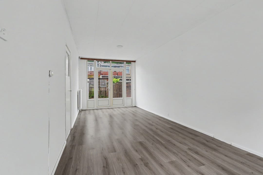 Photo 11 of Betje Wolffstraat 11