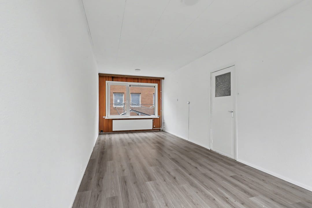 Photo 16 of Betje Wolffstraat 11