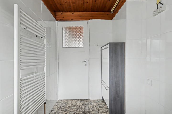 Tussenwoning te koop: Betje Wolffstraat 11, Dordrecht
