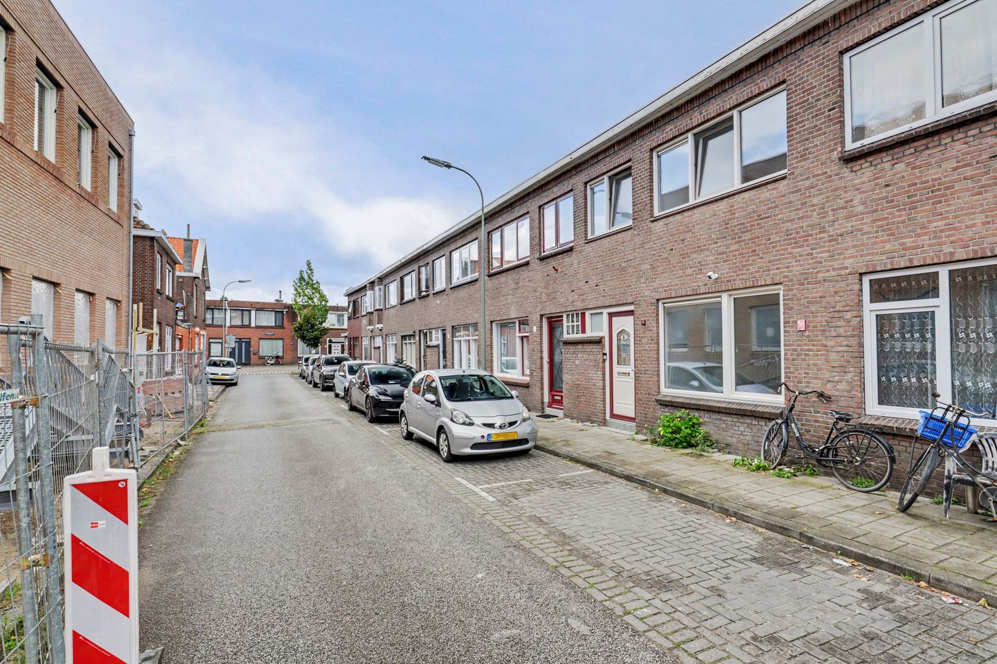 Photo 5 of Betje Wolffstraat 11