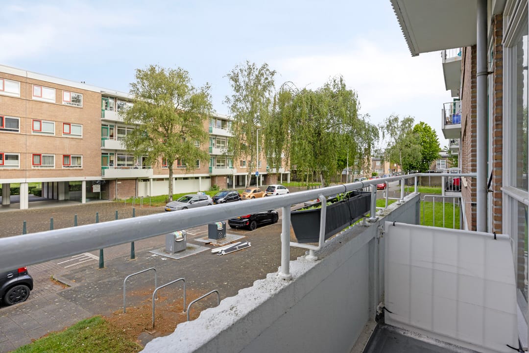 Foto 16 van Dirkslandstraat 82-A