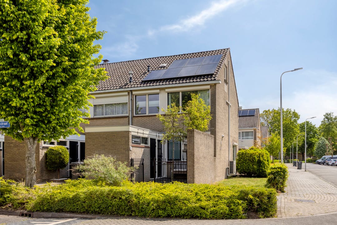 Photo 1 of J.J. van Deinsestraat 51