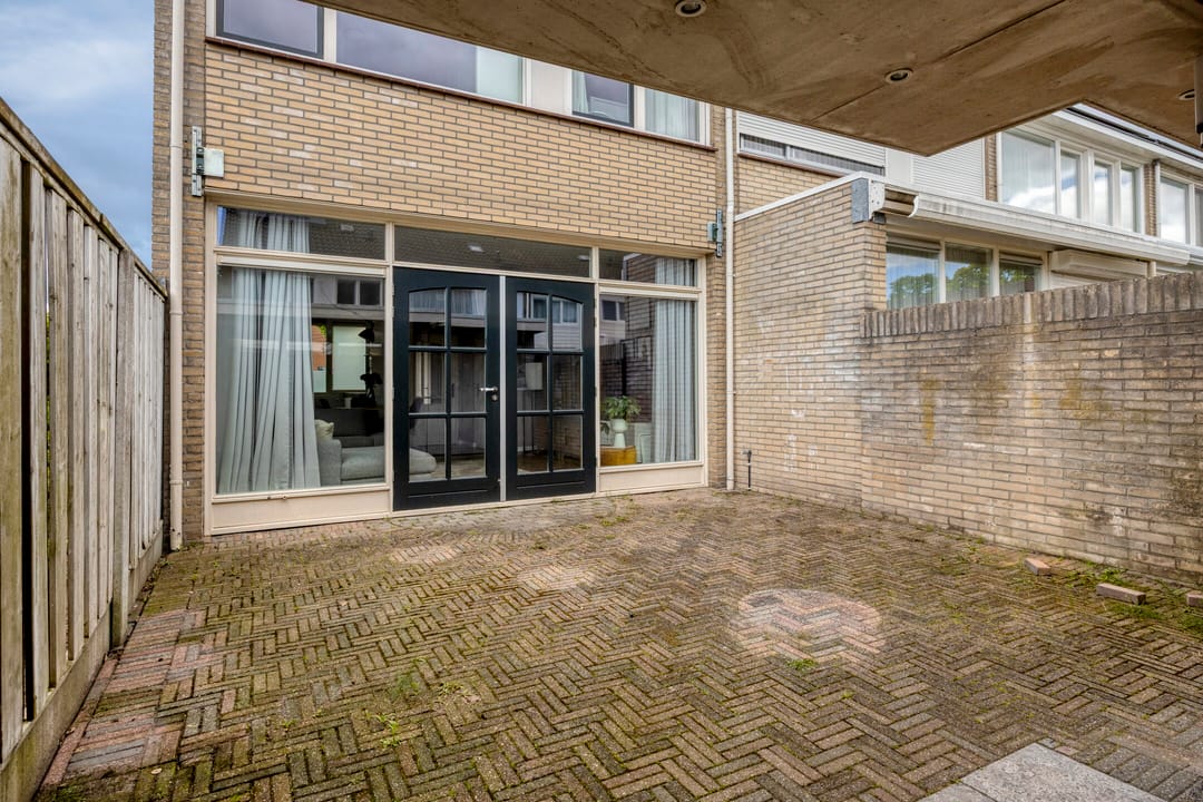 Photo 17 of J.J. van Deinsestraat 51