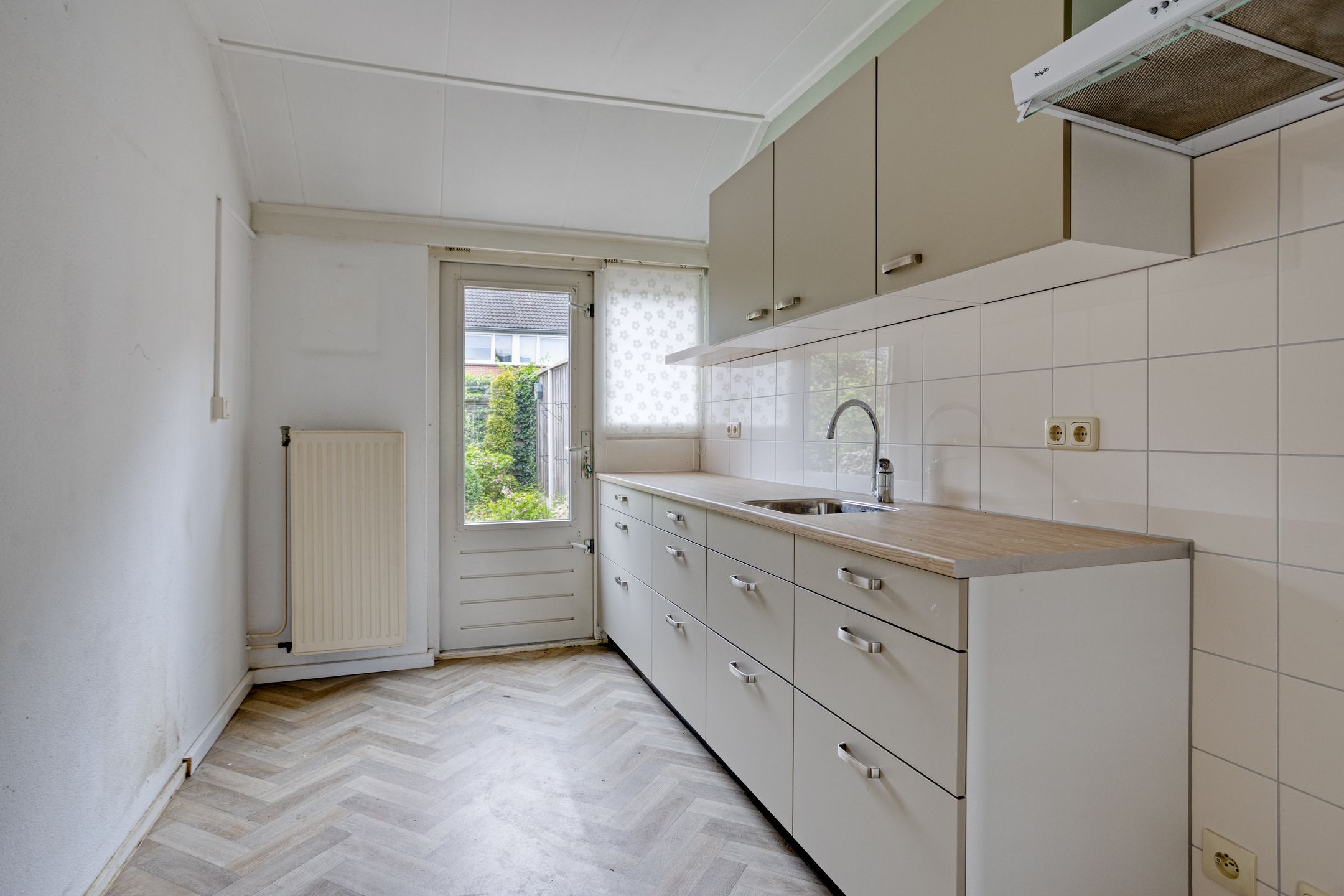 Photo 12 of Kortenaerstraat 15