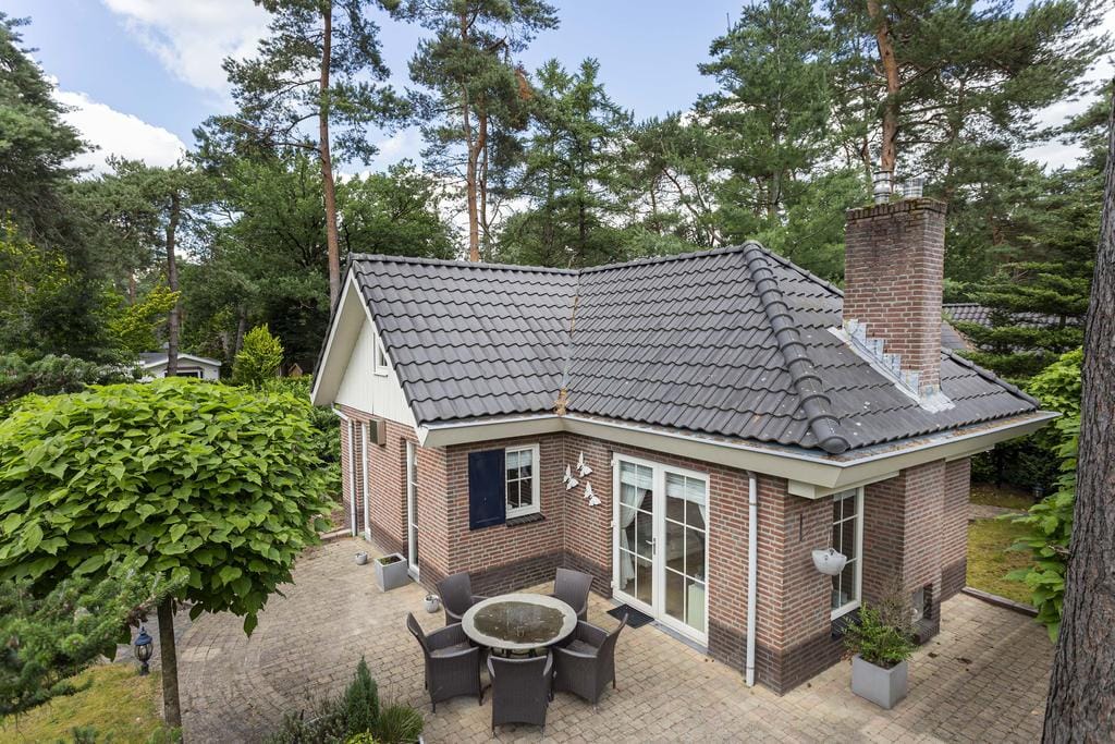 4-bedroom freehold villa in Beekbergen — photo 3 of 5