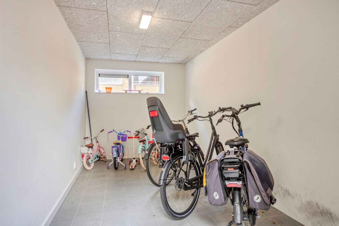 Photo 19 of Grootscheepmakersstraat 1-A6