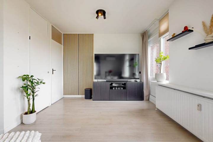 Foto 3 van Weverstedehof 27