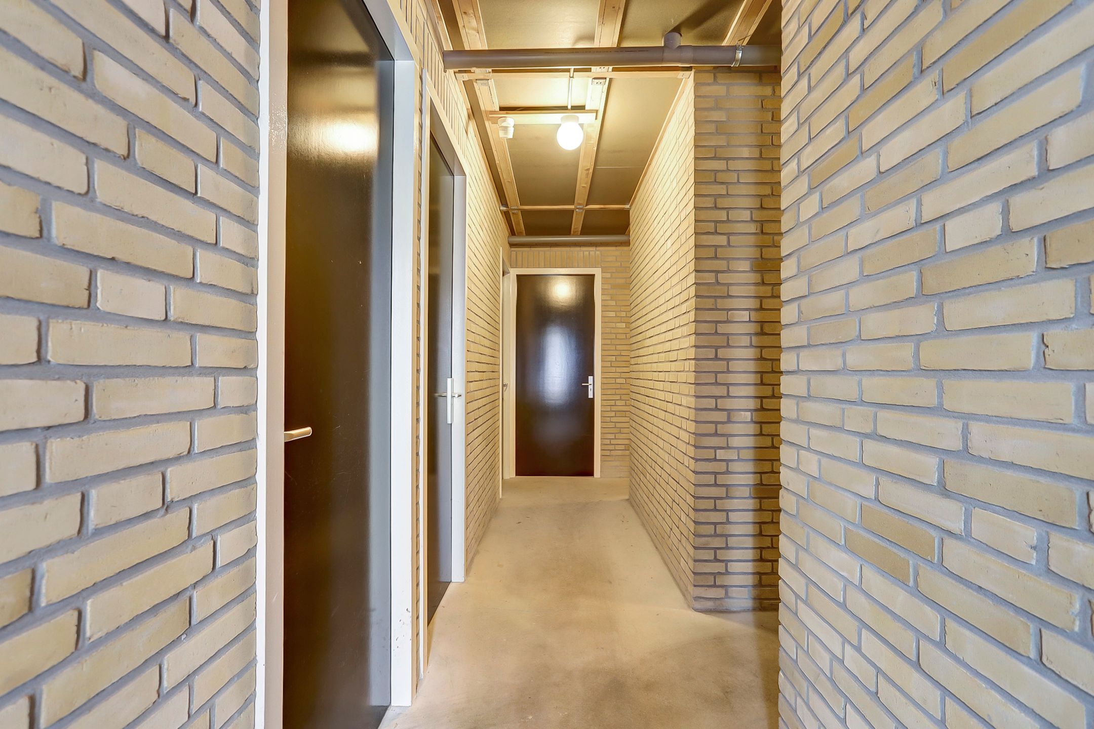 Foto 18 van Rijssensestraat 121-01