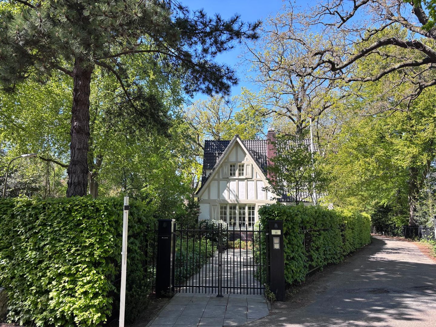Foto 5 van Van der Oudermeulenlaan 19