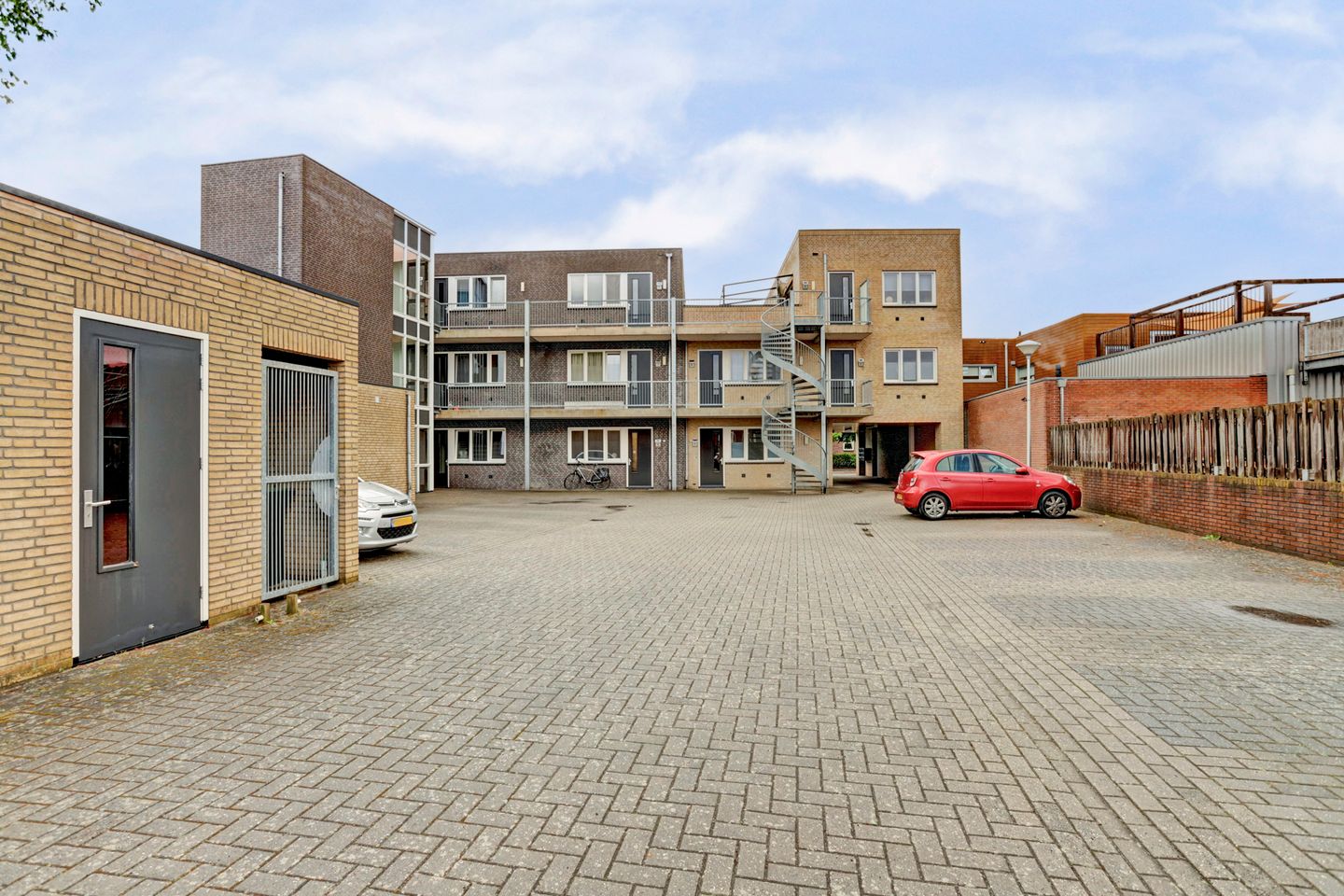Foto 5 van Rijssensestraat 121-01