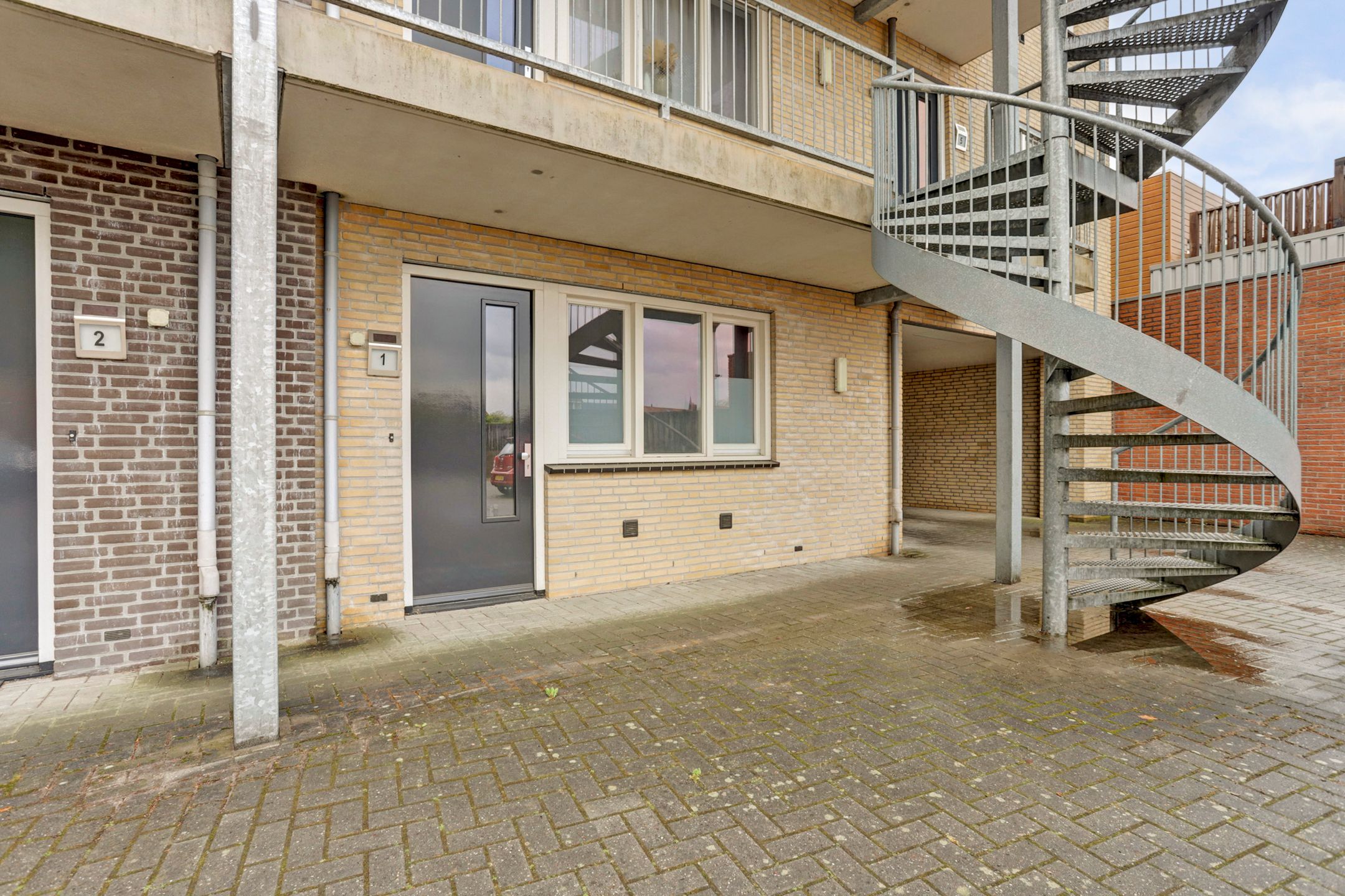 Foto 3 van Rijssensestraat 121-01