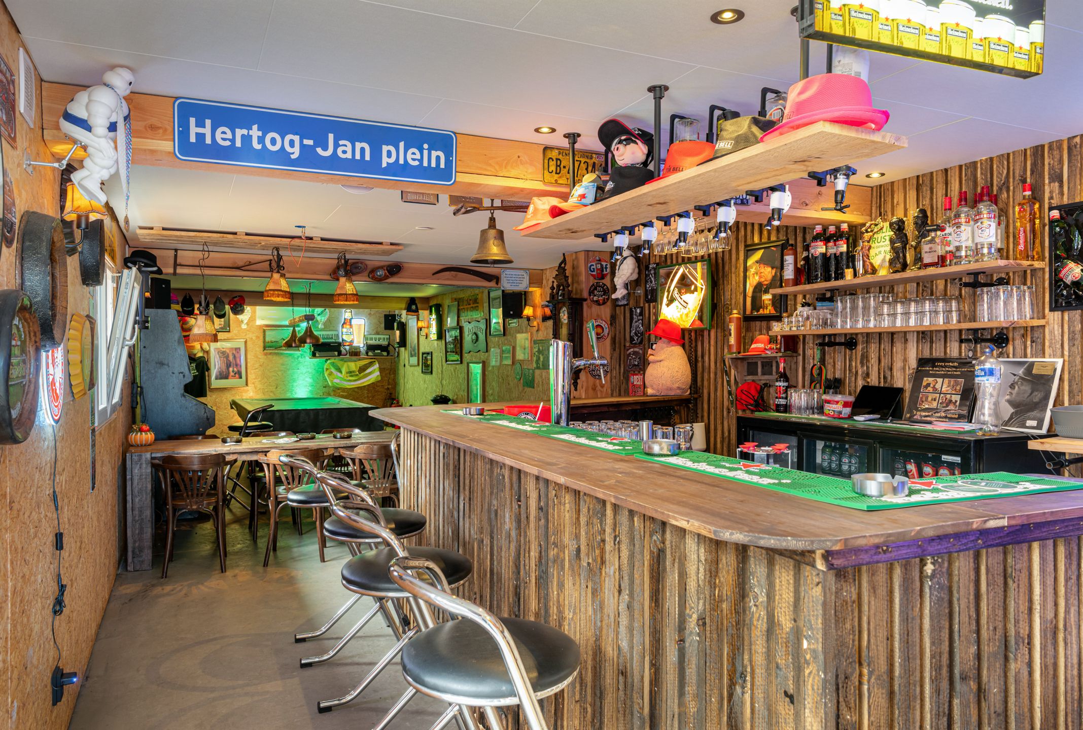 Photo 63 of Het Helmhout 73