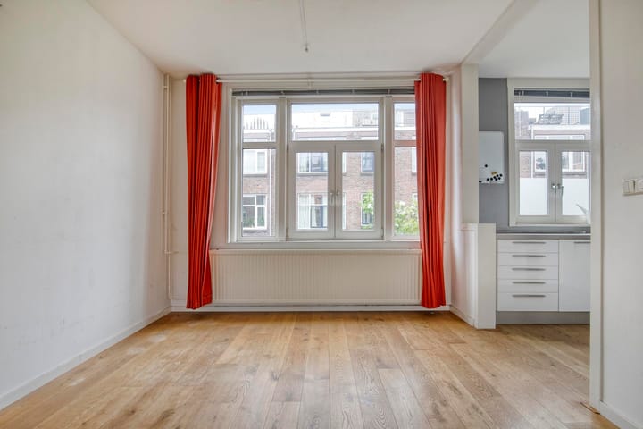 Photo 5 of Duikerstraat 10-BS