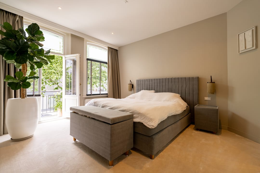 Stylishly Renovated Apartment with Boutique Hotel Vibe in Amsterdam Oud-Zuid — 22