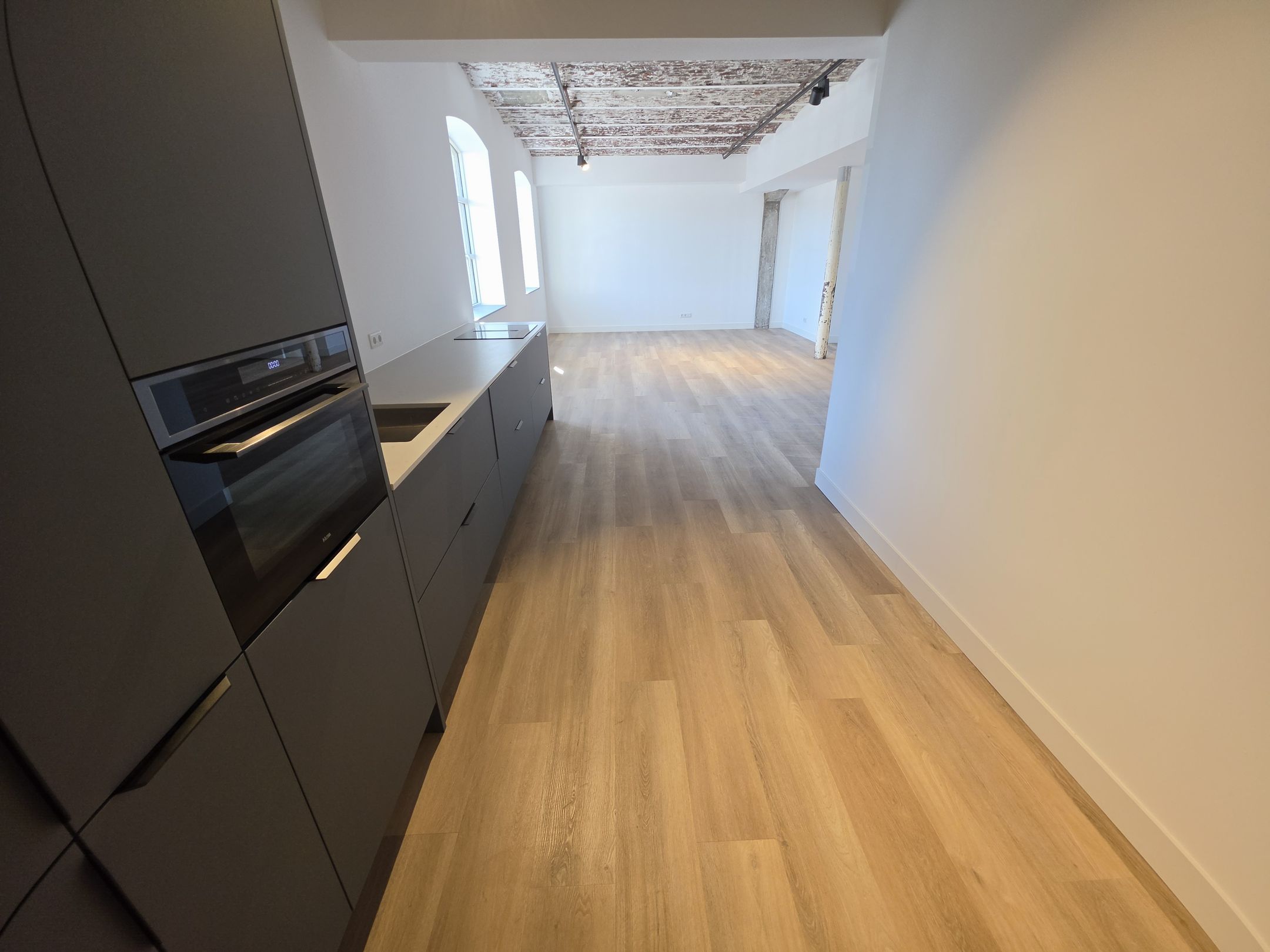 Photo 12 of Petrus Regoutplein 22-B04