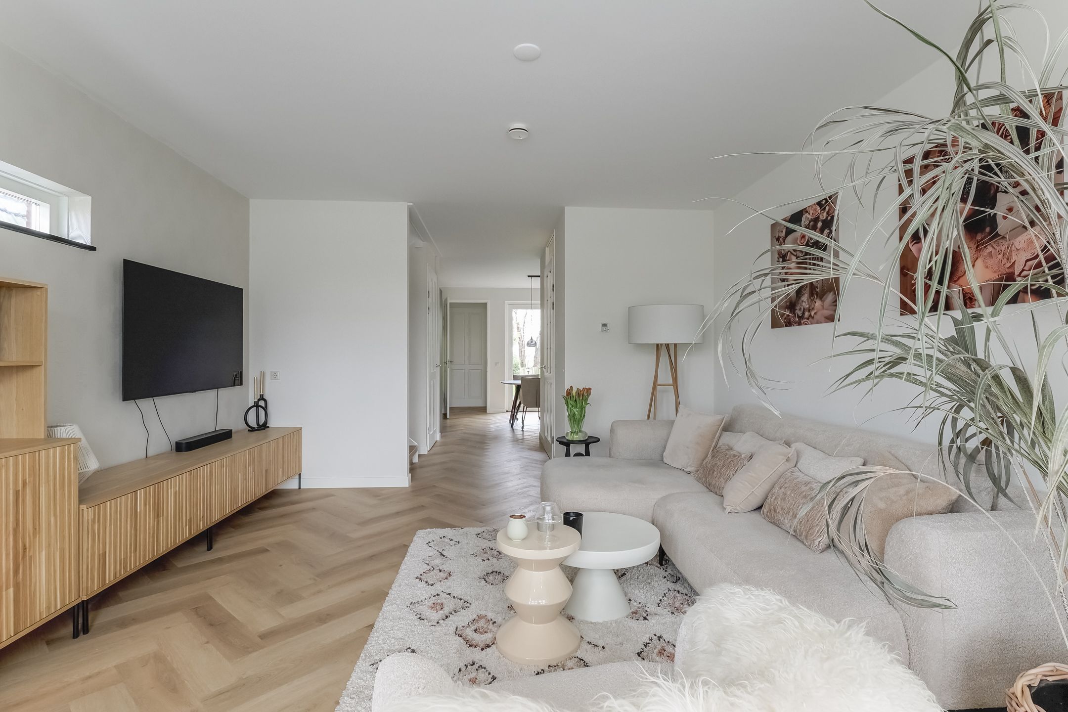 Luxury finished detached bay window home in Niedorp center — 21