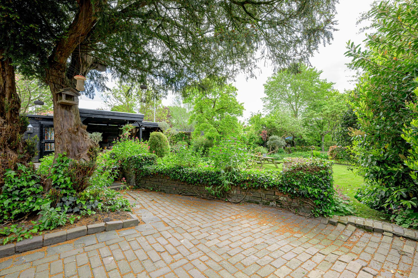 Detached Bungalow with Countryside Views and Home Office Potential — 14