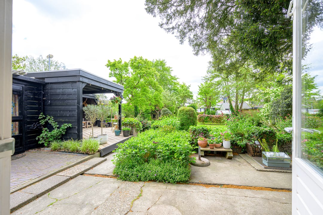 Detached Bungalow with Countryside Views and Home Office Potential — 13