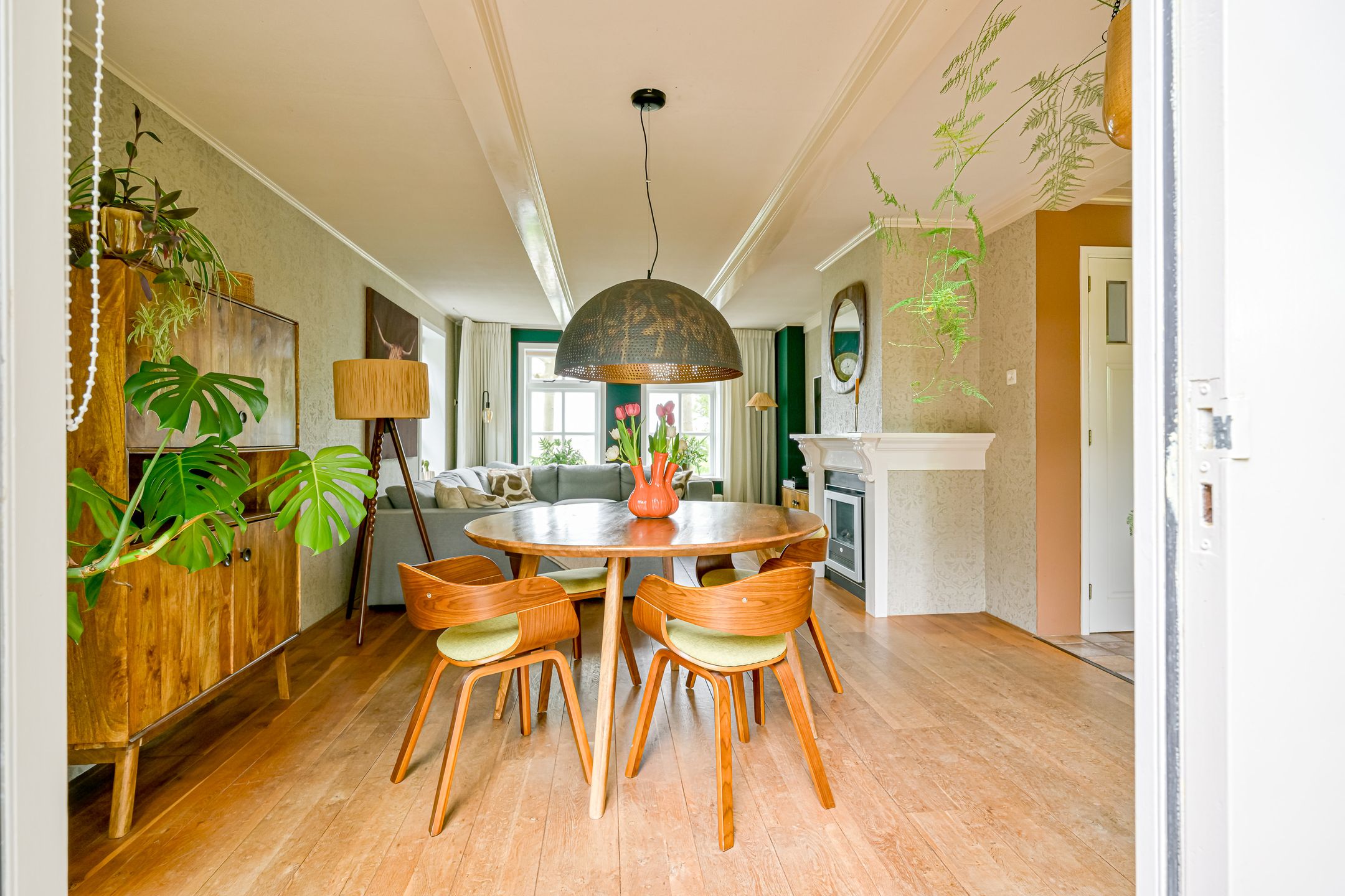Detached Bungalow with Countryside Views and Home Office Potential — 18
