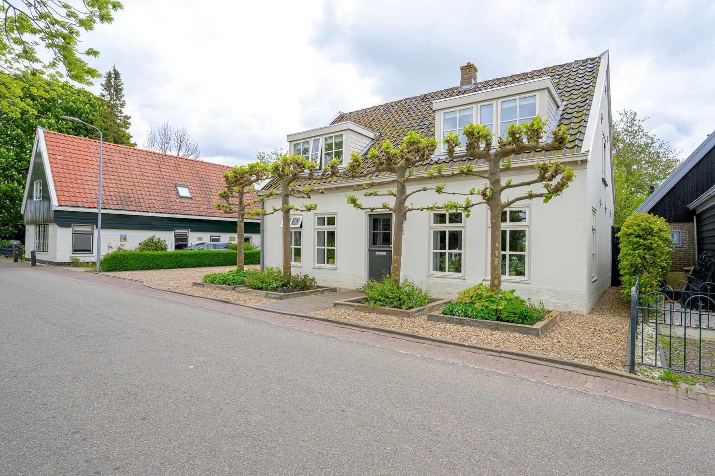 Detached Bungalow with Countryside Views and Home Office Potential — 49