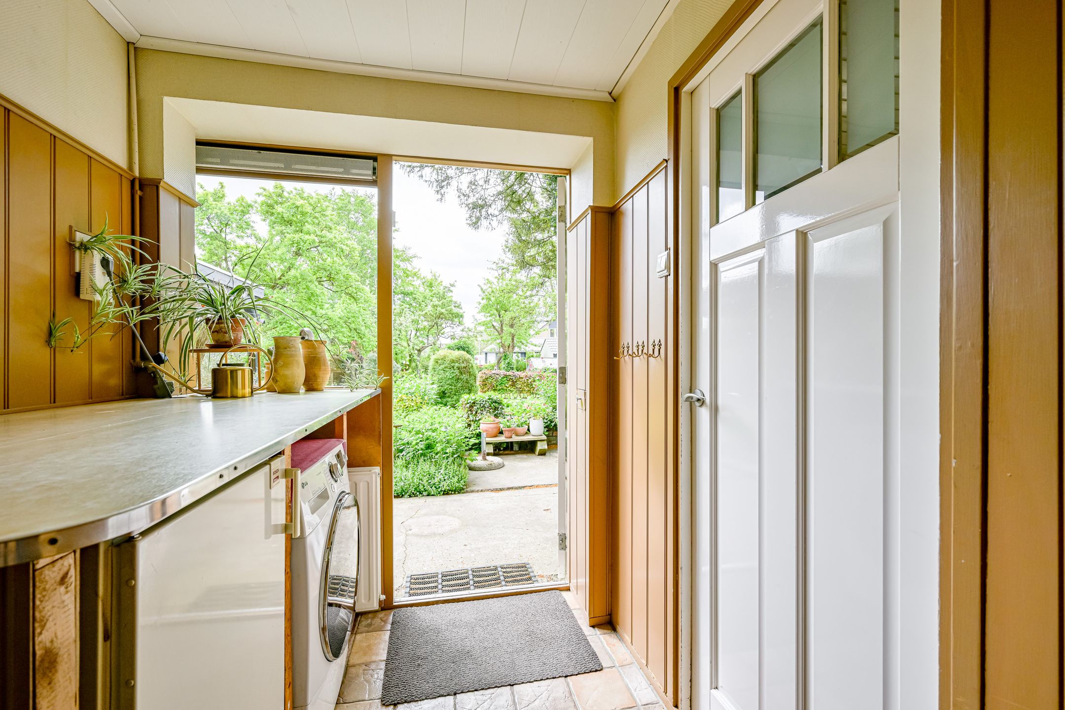 Detached Bungalow with Countryside Views and Home Office Potential — 12