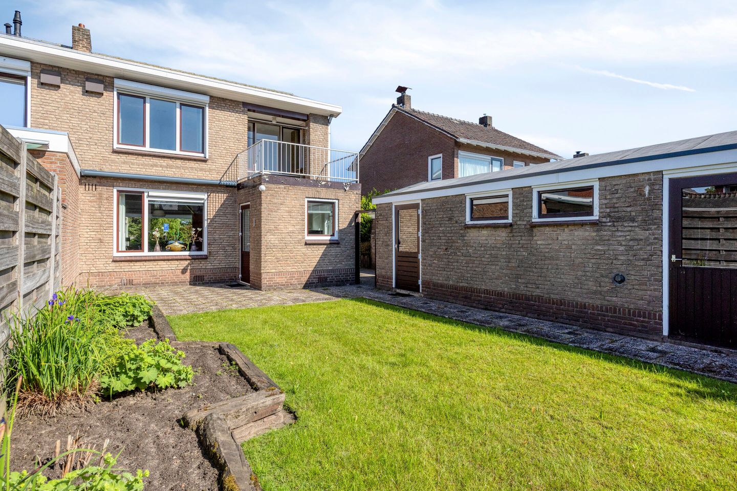 Photo 19 of Bloemenkamplaan 8
