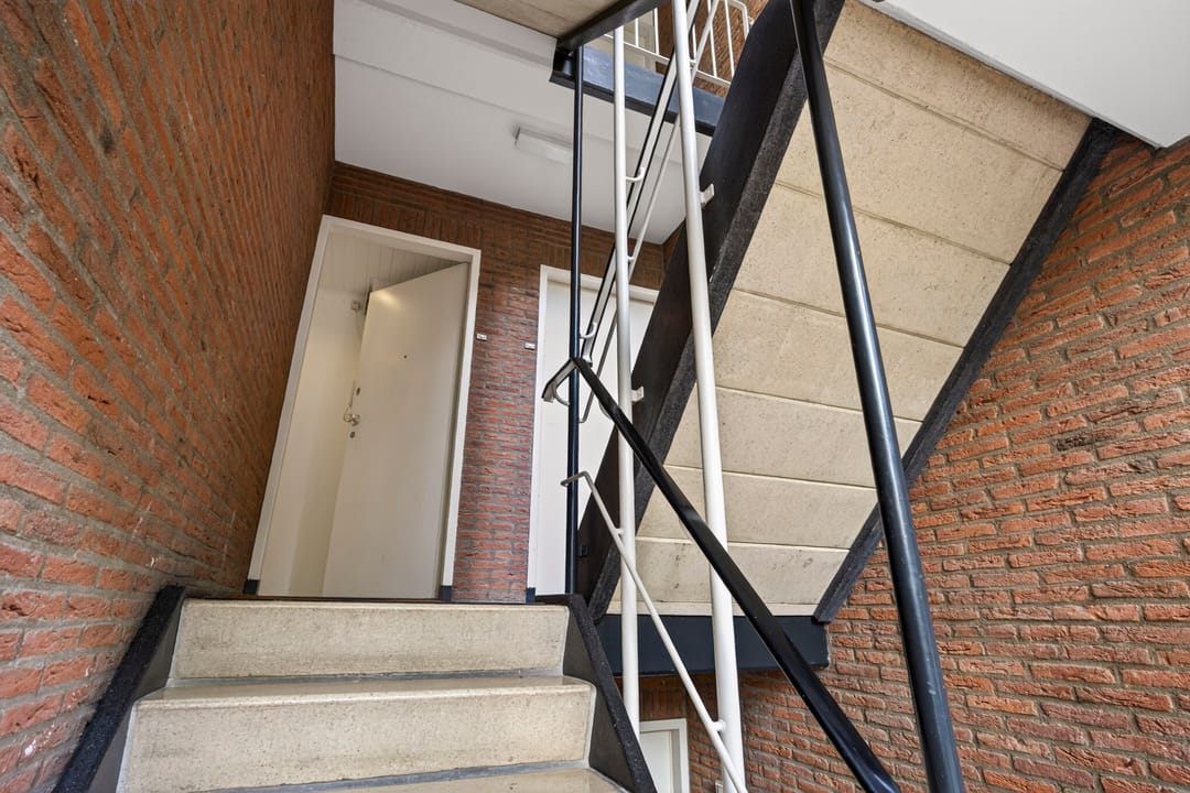 Photo 8 of Berliozstraat 1-3