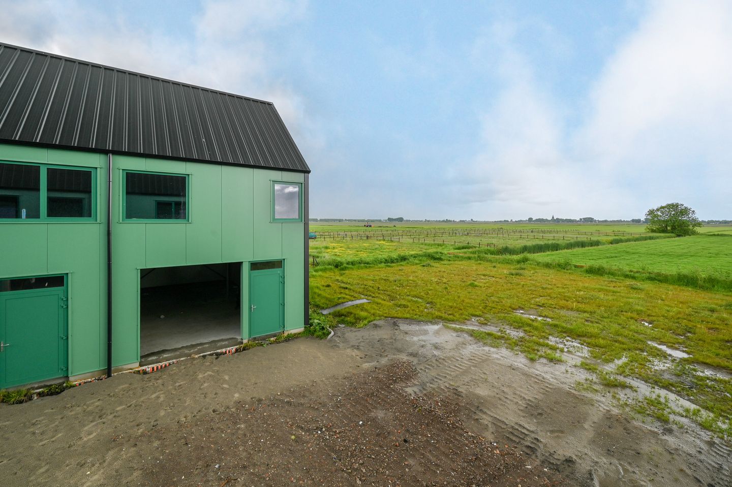 View photo 1 of Bovenkerkerweg 128
