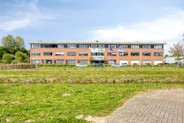 Bijdorp-West 13, Barendrecht