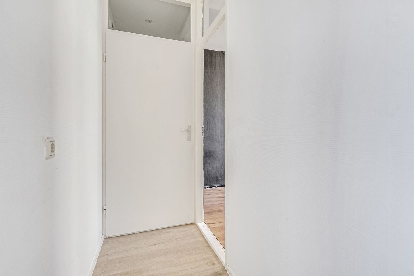 Photo 19 of Van der Hagenstraat 547