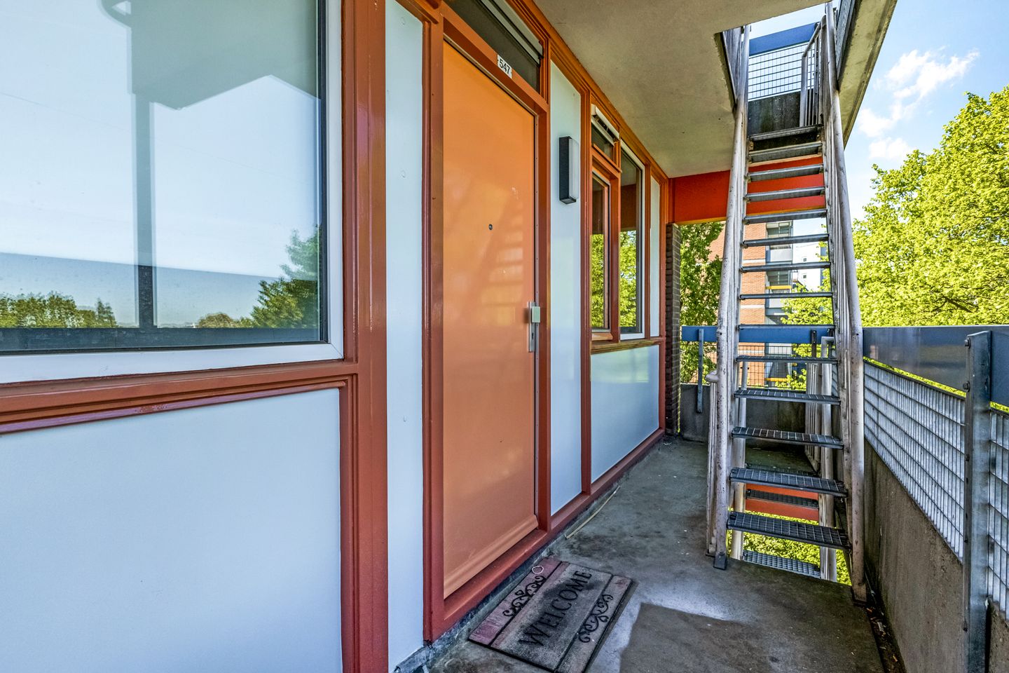 Photo 29 of Van der Hagenstraat 547