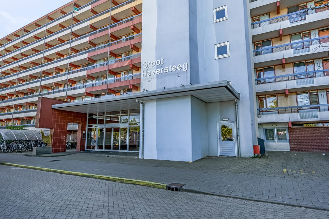 Photo 32 of Van der Hagenstraat 547